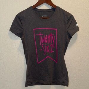 ASICS Women's Charcoal and Magenta Short Sleeve Tee